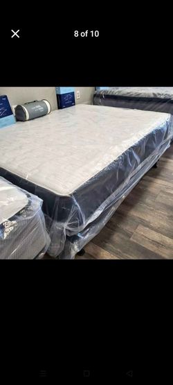 Great Quality Mattress & box spring available for sale - Never used before