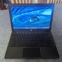 HP Chromebook + Gaming Equipment 