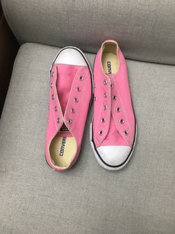 Pink converse youth size 3