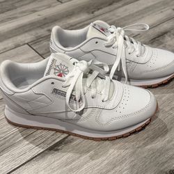 Classic Leather Shoes size 4  $30.00