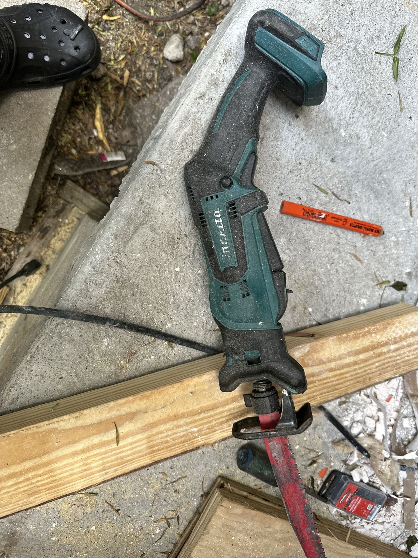 makita saw