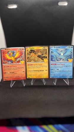 Pokémon TCG Moltres, Zapdos & Articuno Card Set
