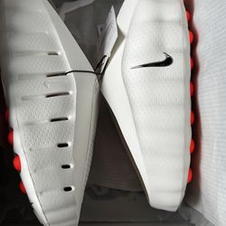 Nike Mind Slide001 Sz 8 Women’s