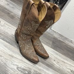 Women Boots