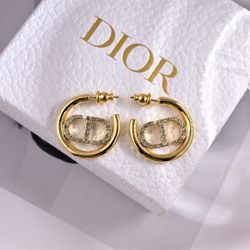 Dior 30 Montaigne Earrings Gold