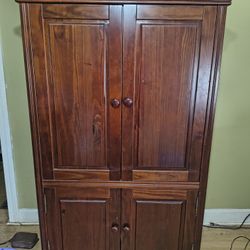 Oak Chest