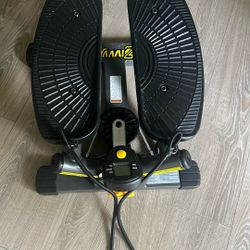 Stepper & Swerve exercise machine