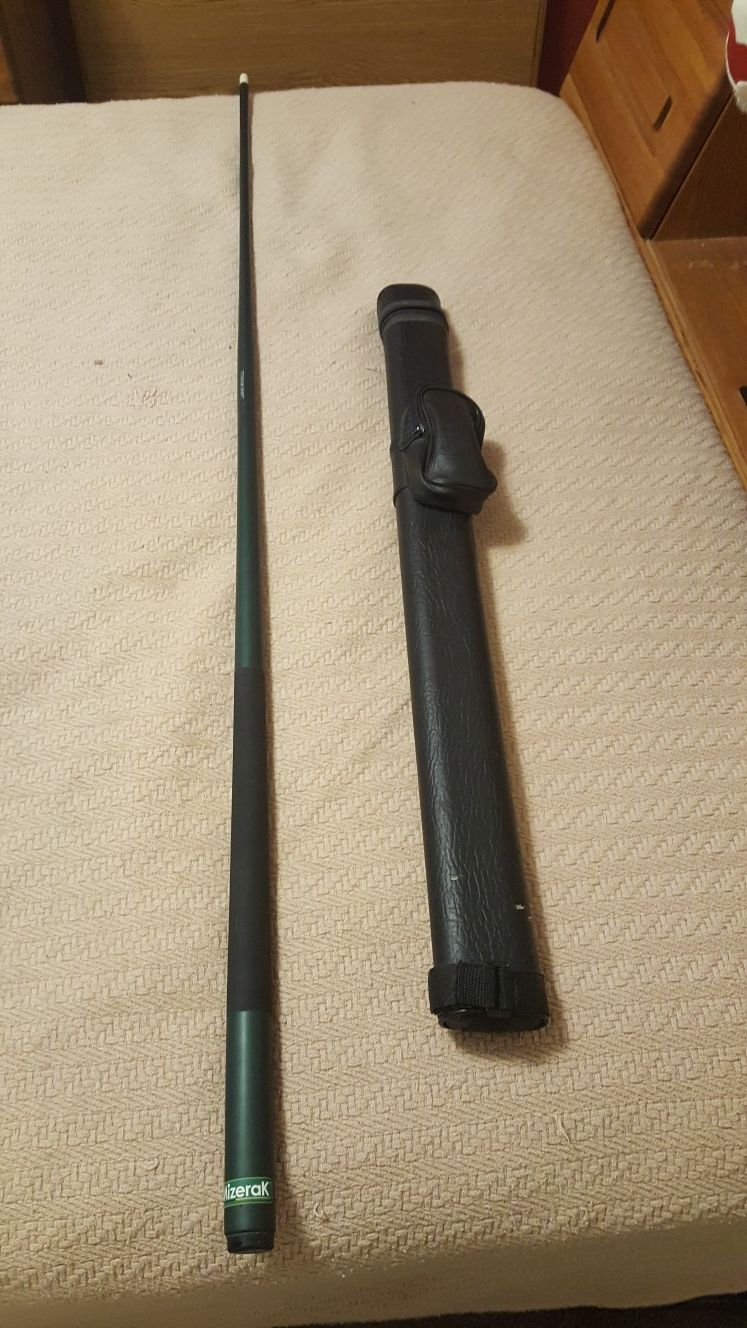 MIZERAK TITANIUM SHAFT STRAIGHT LINE POOL CUE/BAG
