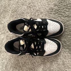 Nike Panda Dunks