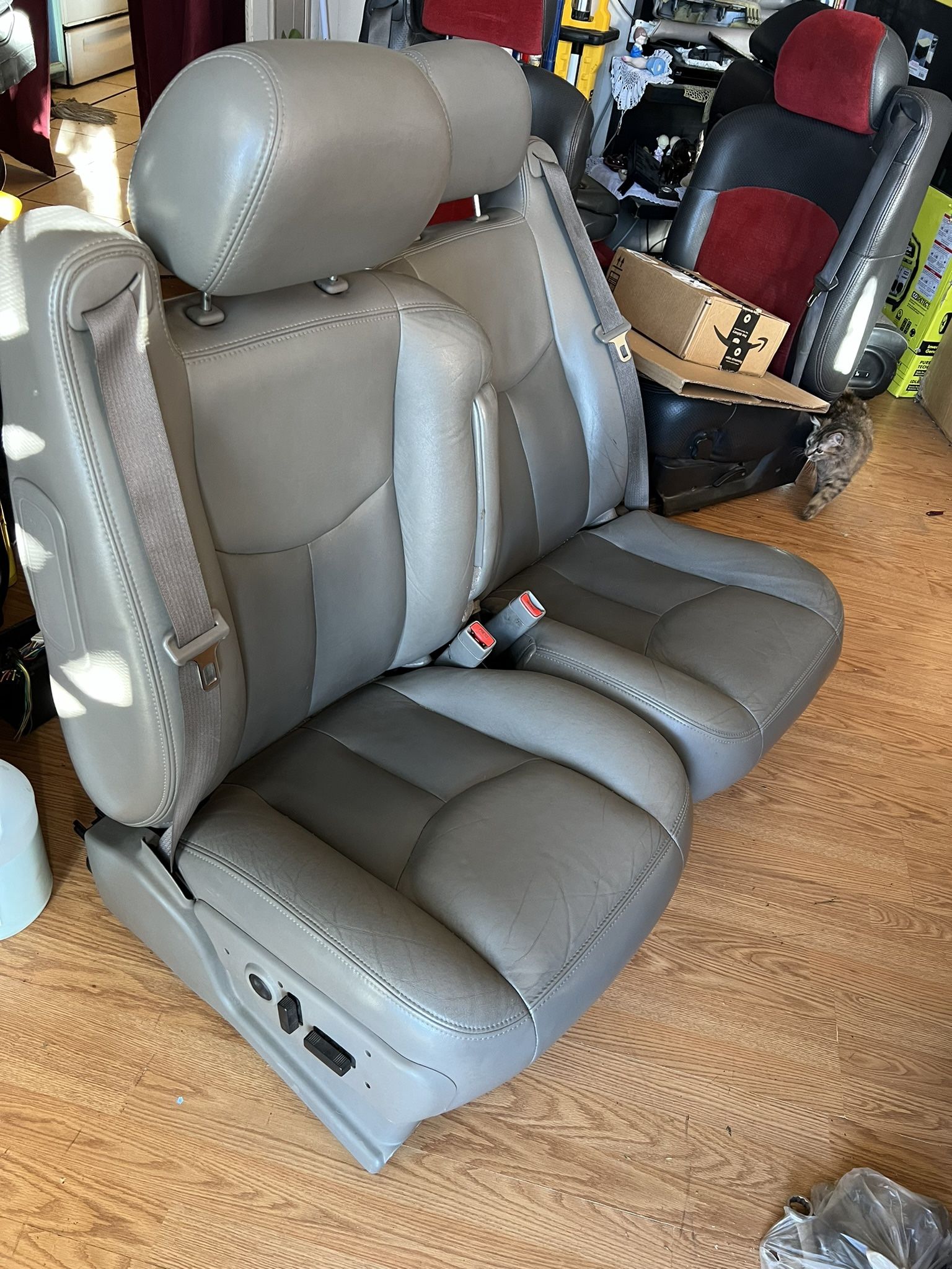 Gmc Yukon Front Seat