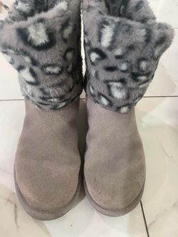 Koolaburra By UGG gray Suede Boots With Leopard Faux Fur Size 8