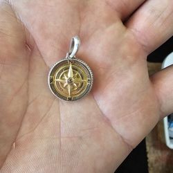 18k Solid Gold Pendent 