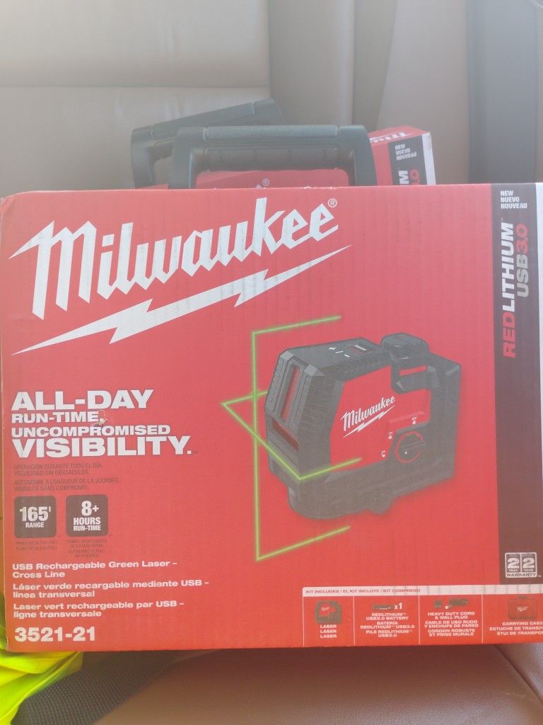 Milwaukee Laser