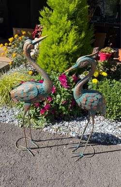Set of 2 Metal Crane Garden Statues – Outdoor Yard Decor