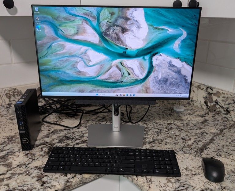 Dell OPTIPLEX 7020 Desktop Computer