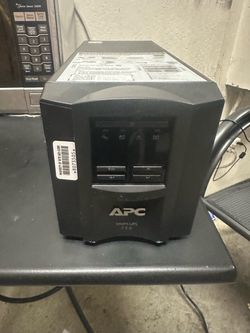 APC Smart-UPS 750 Uninterruptible Power Supply