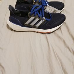 Adidas Ultraboost 22