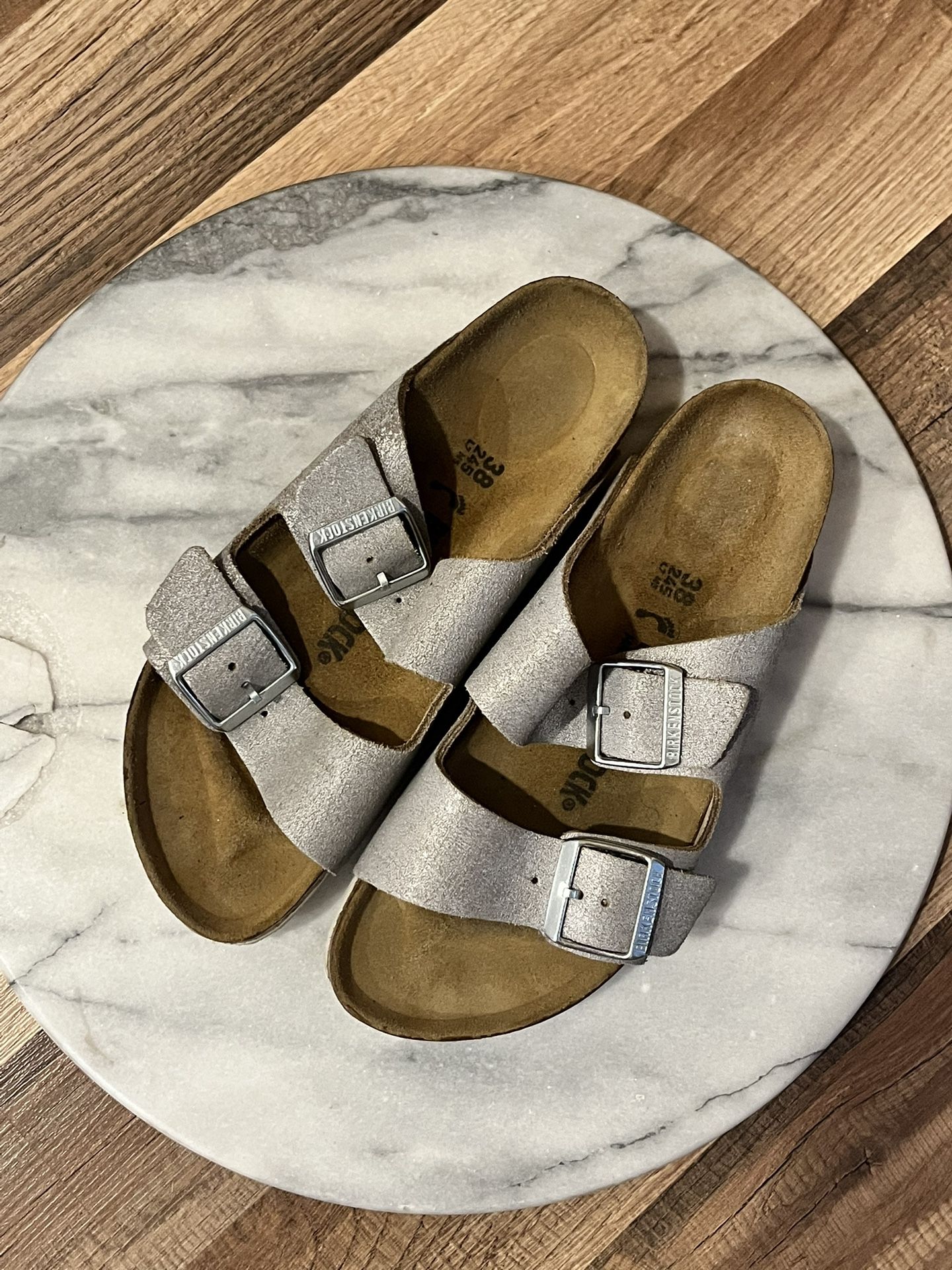 Birkenstock Sandals Size 7 (38) PRICE IS FIRM