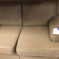 Loveseat 