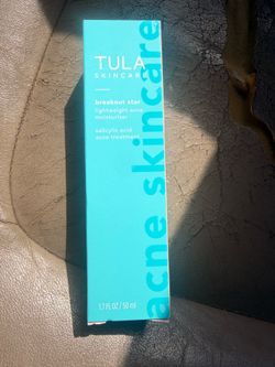 TULA Skin Care Breakout Star - Acne Moisturizer, Prevents & Treats Mildm 06/2027