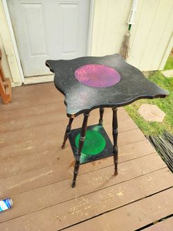 Planet table