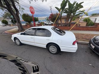 1998 Infiniti I30