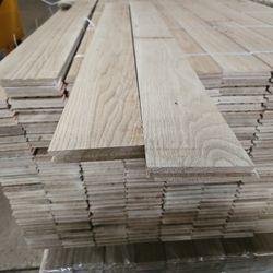 Wood Flooring  Piso De Madera $1.09