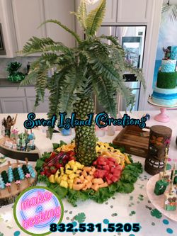Pineapple tree