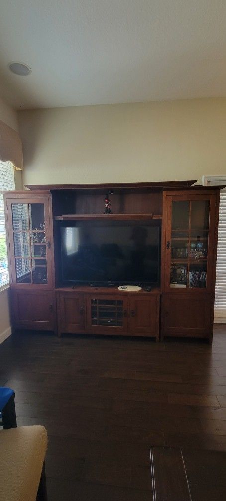 Entertainment Center 