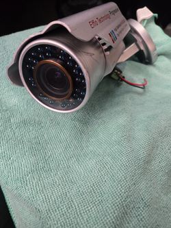 Security Camera (Wired)