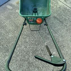 Scott’s Turf Builder 