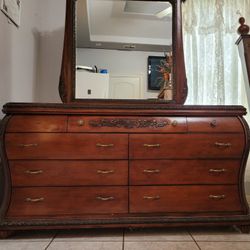Dresser with Mirror 