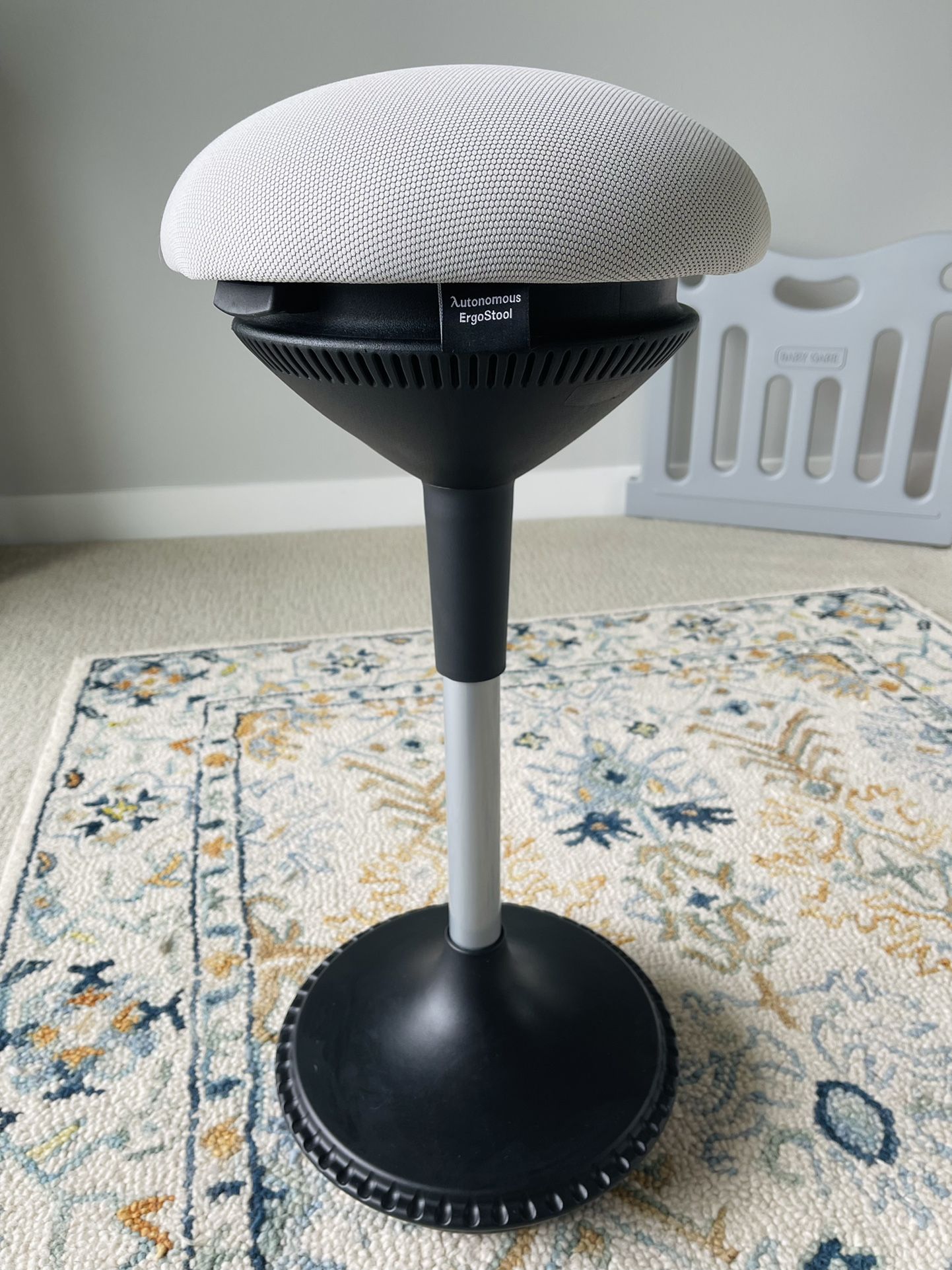 ErgoStool From Autonomous