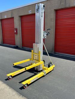 2023 Sumner model 2112 Material Lift / Contractor Super Lift