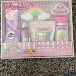 Hello Kitty Bath Set