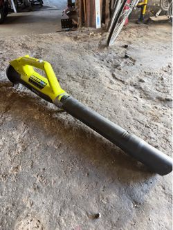 Ryobi leaf blower (BATTERY NOT INCLUDED)