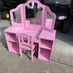 FREE.  **Vanity Desk Pink Dress Up Pretend Play Set Toddler Kid