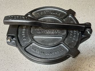 8” Victoria Cast Iron Tortilla Presa