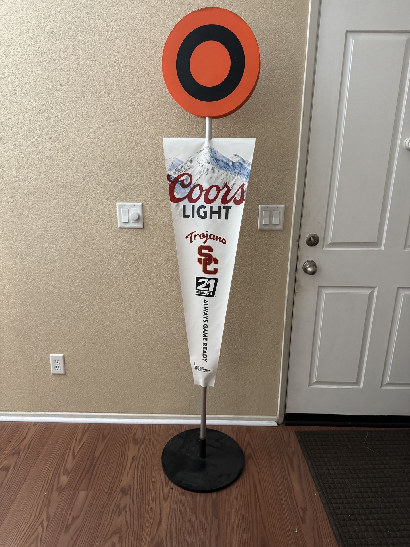 USC Coor light First Down Marker for Sale in Fontana, CA OfferUp