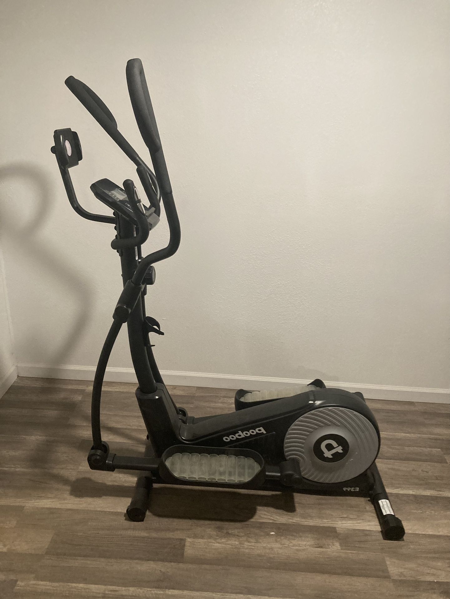 Pooboo Elliptical Machine Price Negotiable