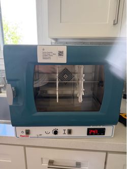 Video Thermo Electron Scientific Hybridization Incubator Hybaid Shake 'n' Stack