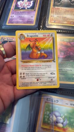 Dragonite 100 HP Pokémon Trading Card