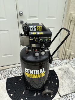 Central Pneumatic 21 Gallon Air Compressor
