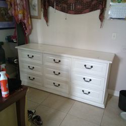 White Wood Dresser 