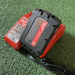Milwakee Charger 2.0 AH Battery Pack