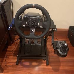 Logitech G920 Driving Force Racing Wheel for Xbox (Pre-Owned