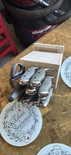 Kitchen knife set