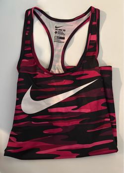 Nike Tank Top Bundle - S
