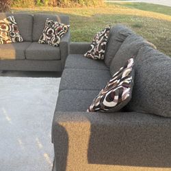 Loveseat And Sofa Set 