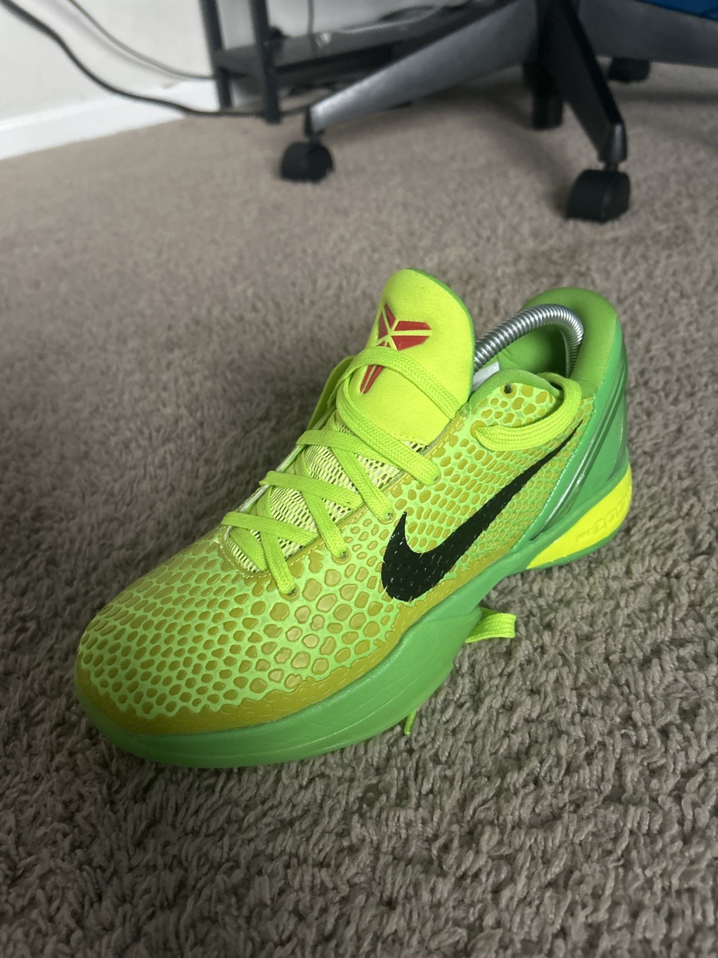Nike Kobe 6 Protro “Grinch” – Size US 7